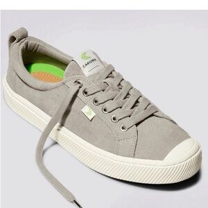 Cariuma Light Gray Canvas Sneakers